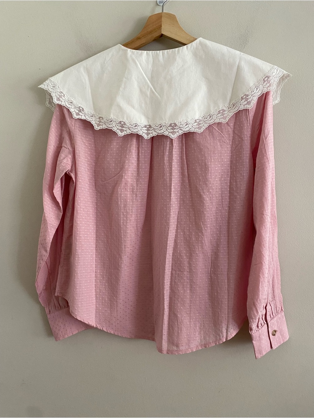 By Anthropologie Oversized Collar Blouse new with tag size S pink color - Picture 5 of 8